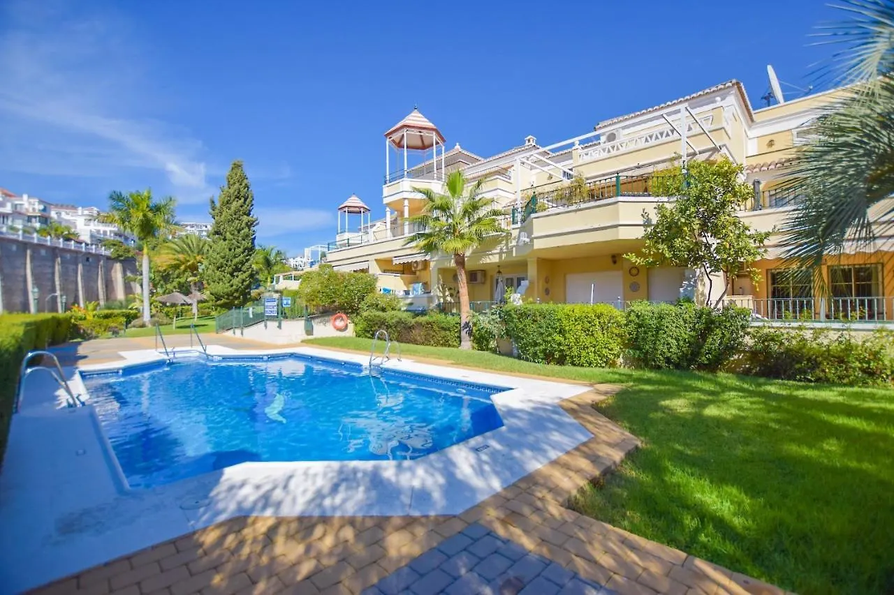 Refurbished 2-Bed Apartment Burriana Beach. Nerja