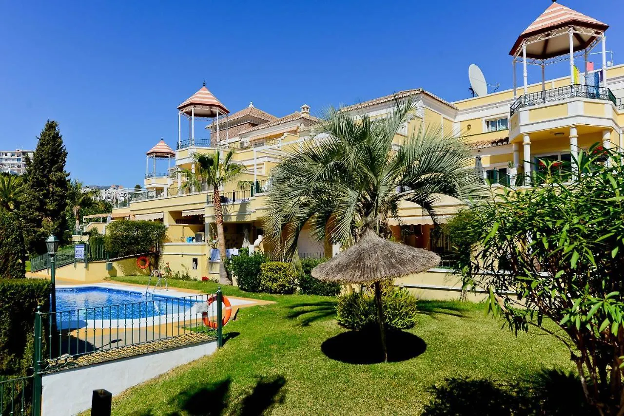 Refurbished 2-Bed Apartment Burriana Beach. Nerja
