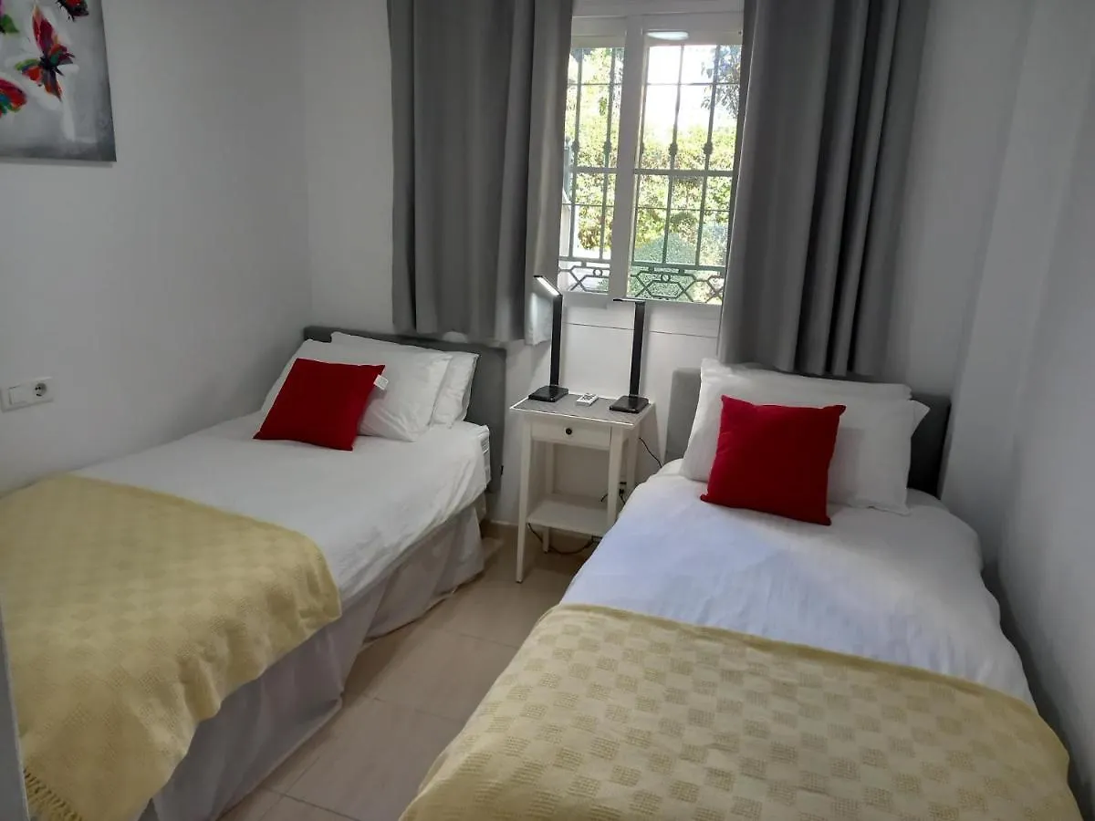 Refurbished 2-Bed Apartment Burriana Beach. Nerja